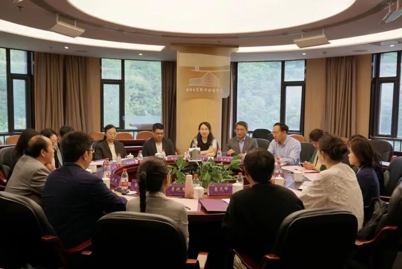 问鼎娱乐