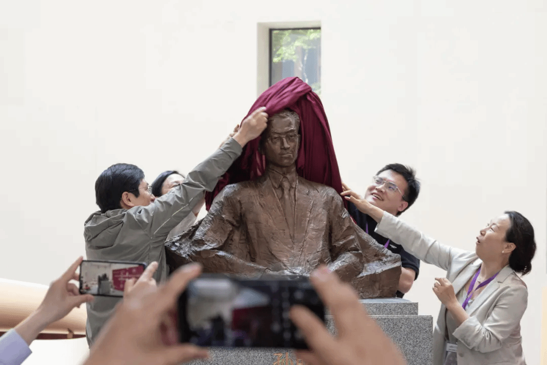 问鼎娱乐